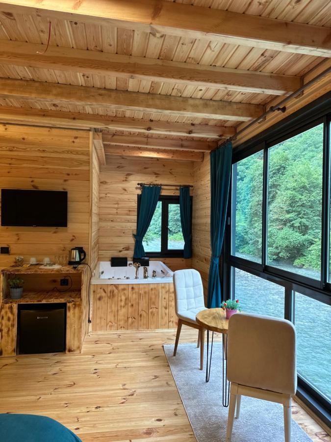 Kiana Bungalov Bed & Breakfast Ardesen ภายนอก รูปภาพ
