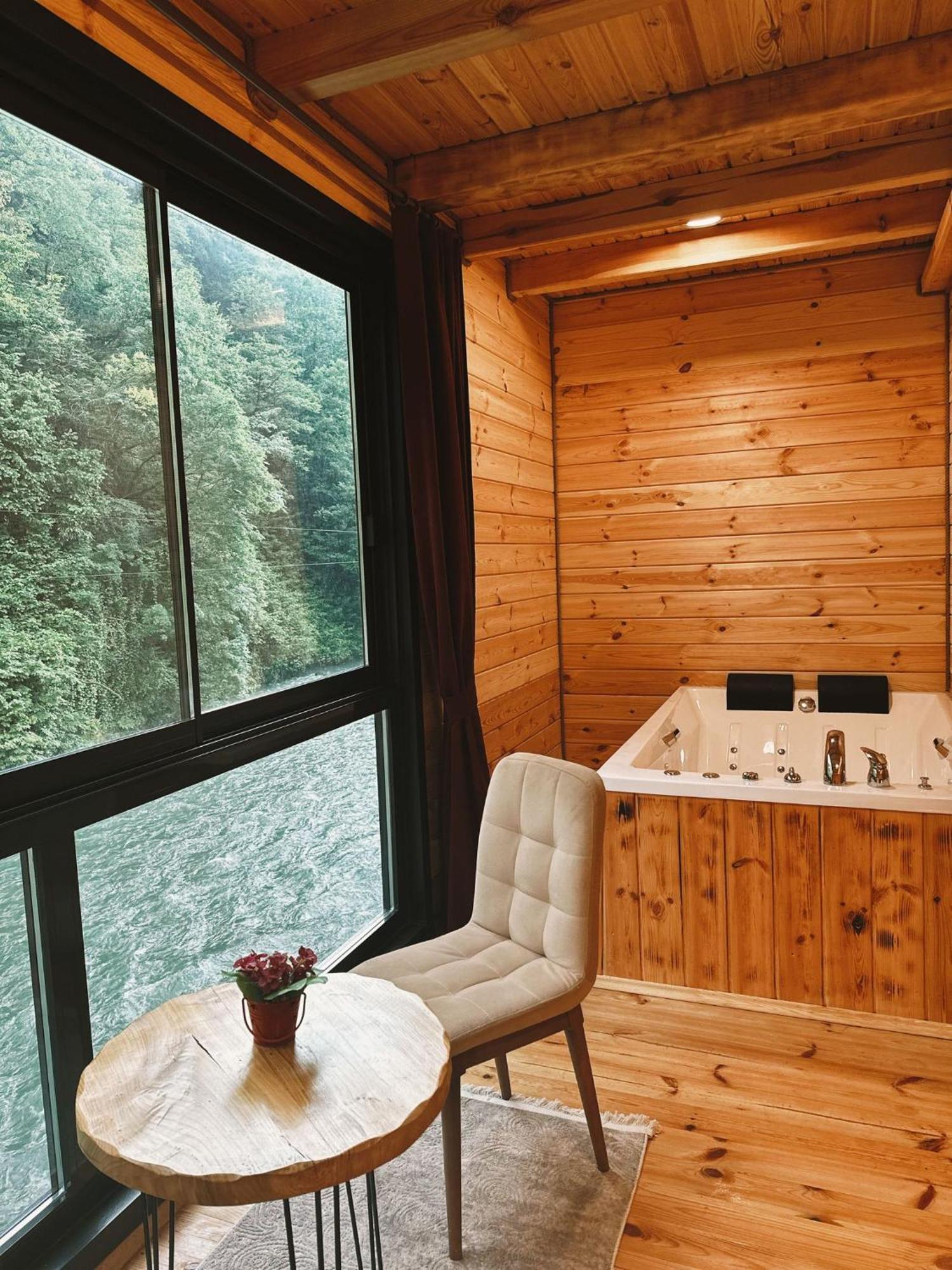 Kiana Bungalov Bed & Breakfast Ardesen ภายนอก รูปภาพ